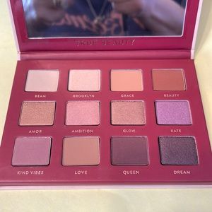 True Beauty Eyeshadow Palette